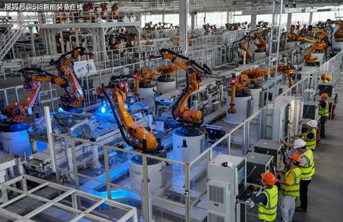 探訪恒大汽車“黑燈工廠” 2545臺機器人如何定義工業(yè)美學(xué)與零差錯作業(yè)